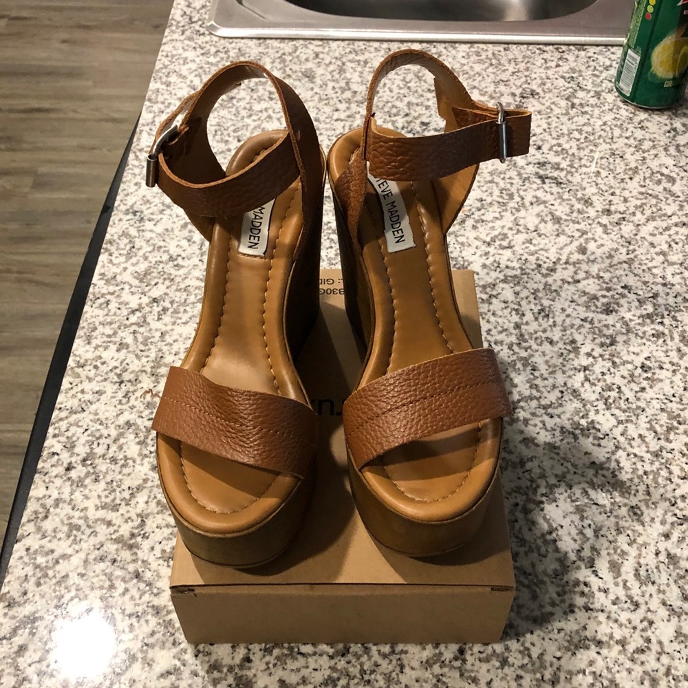 Steve Madden Brown Leather Wedges size 37